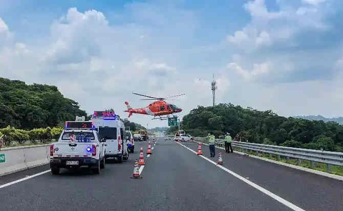 和静高速公路汽车救援案例